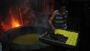 Ratusan Ton Kedelai Impor Tiba di Bandung, Tahu Tempe Bisa Eksis Lagi
