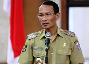 Sosok Mohan Roliskana, Ketua DPD I Golkar NTB dan Wali Kota Mataram 2021-2024