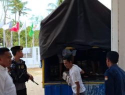 Polisi Lakukan Pengamanan Ketat Kedatangan Logistik Pilkada di Gudang KPU Bima