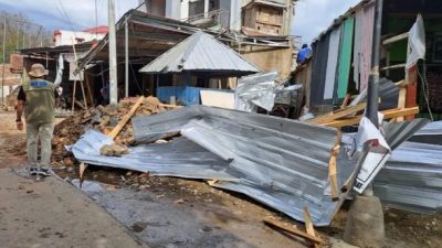 Angin Kencang Rusak Puluhan Rumah di Kabupaten Bima