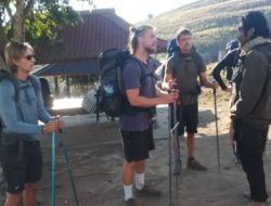 Empat WNA Dihentikan dalam Pendakian Ilegal di Gunung Rinjani